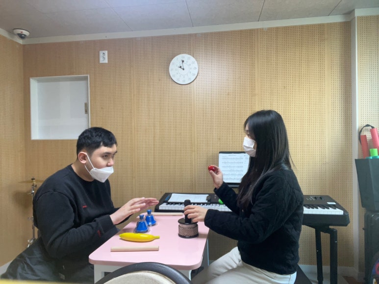 시각발달성인 치료지원사업 사진